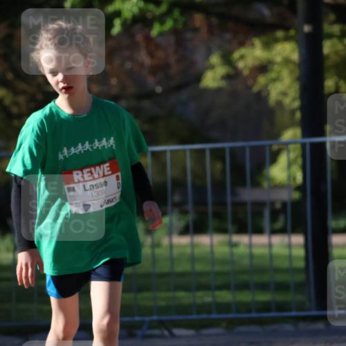 25.04.2025 - Das Zehntel Zöllner http://msf.ph/oto/7680915 26.04.2025 07:51:49 Laufen 1309 meine-sportfotos.de