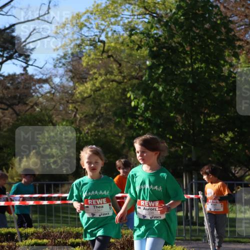 25.04.2025 - Das Zehntel Zöllner http://msf.ph/oto/7680977 26.04.2025 07:52:07 Laufen 1347, 1338 meine-sportfotos.de