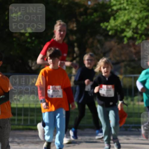 25.04.2025 - Das Zehntel Zöllner http://msf.ph/oto/7680999 26.04.2025 07:52:10 Laufen 3660 meine-sportfotos.de