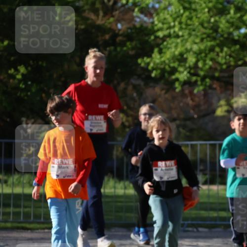 25.04.2025 - Das Zehntel Zöllner http://msf.ph/oto/7681008 26.04.2025 07:52:10 Laufen 648 meine-sportfotos.de
