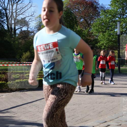 25.04.2025 - Das Zehntel Zöllner http://msf.ph/oto/7681212 26.04.2025 07:52:24 Laufen  meine-sportfotos.de