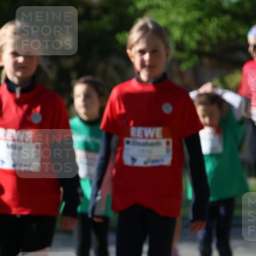 25.04.2025 - Das Zehntel Zöllner http://msf.ph/oto/7681283 26.04.2025 07:52:27 Laufen  meine-sportfotos.de