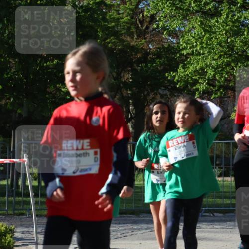 25.04.2025 - Das Zehntel Zöllner http://msf.ph/oto/7681315 26.04.2025 07:52:28 Laufen 1819, 1348 meine-sportfotos.de