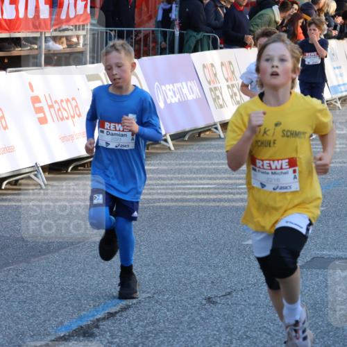 25.04.2025 - Das Zehntel Strokosch-Dieckow http://msf.ph/oto/7681402 26.04.2025 08:52:42 Ziel 1122, 1166, 1176, 1188, 1418, 1979, 2023, 2029, 2216, 2355, 2364, 2804, 2859, 2886, 3160, 3161, 3171, 3212, 3407, 3496, 3822 meine-sportfotos.de