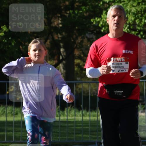 25.04.2025 - Das Zehntel Zöllner http://msf.ph/oto/7681490 26.04.2025 07:52:41 Laufen  meine-sportfotos.de