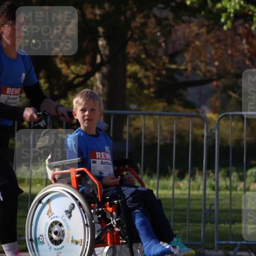 25.04.2025 - Das Zehntel Zöllner http://msf.ph/oto/7681502 26.04.2025 07:52:47 Laufen 1956 meine-sportfotos.de
