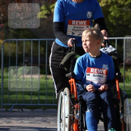 25.04.2025 - Das Zehntel Zöllner http://msf.ph/oto/7681533 26.04.2025 07:52:49 Laufen 1956 meine-sportfotos.de