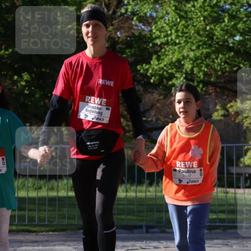 25.04.2025 - Das Zehntel Zöllner http://msf.ph/oto/7681636 26.04.2025 07:52:55 Laufen 1575, 2747 meine-sportfotos.de