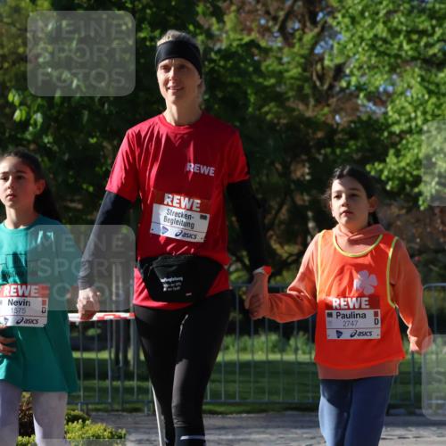 25.04.2025 - Das Zehntel Zöllner http://msf.ph/oto/7681654 26.04.2025 07:52:56 Laufen 1575, 2747 meine-sportfotos.de