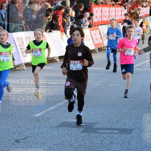 25.04.2025 - Das Zehntel Strokosch-Dieckow http://msf.ph/oto/7681702 26.04.2025 08:52:38 Ziel 1122, 1166, 1176, 1188, 1207, 1245, 1418, 2023, 2149, 2161, 2216, 2355, 2364, 2804, 2859, 2886, 3160, 3161, 3171, 3212, 3407, 3496, 3822 meine-sportfotos.de