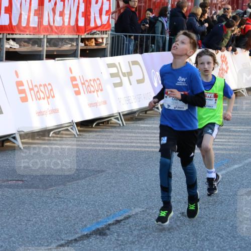 25.04.2025 - Das Zehntel Strokosch-Dieckow http://msf.ph/oto/7681868 26.04.2025 08:52:36 Ziel 1166, 1176, 1188, 1207, 1208, 1245, 1939, 2015, 2023, 2149, 2161, 2216, 2355, 2364, 2859, 2886, 3060, 3160, 3161, 3212, 3407, 3496, 3516, 3530, 3595, 3822 meine-sportfotos.de