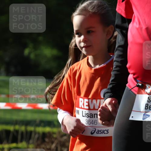 25.04.2025 - Das Zehntel Zöllner http://msf.ph/oto/7681961 26.04.2025 07:53:35 Laufen 3646 meine-sportfotos.de