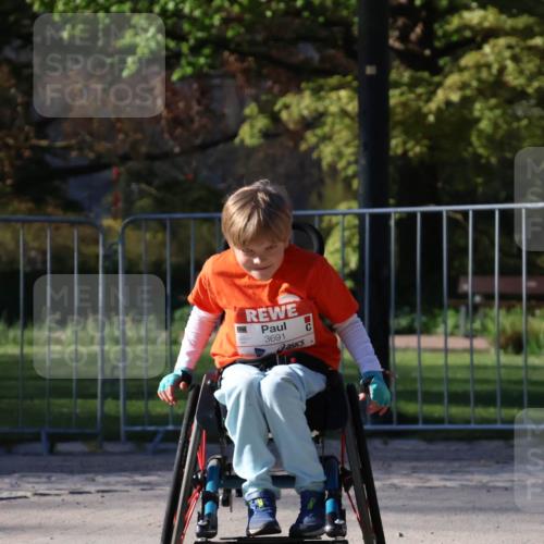 25.04.2025 - Das Zehntel Zöllner http://msf.ph/oto/7682067 26.04.2025 07:55:05 Laufen 3691 meine-sportfotos.de