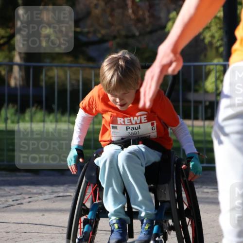 25.04.2025 - Das Zehntel Zöllner http://msf.ph/oto/7682086 26.04.2025 07:55:07 Laufen 3691 meine-sportfotos.de