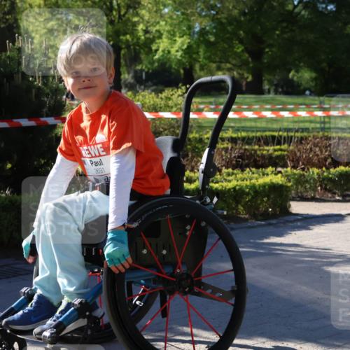 25.04.2025 - Das Zehntel Zöllner http://msf.ph/oto/7682150 26.04.2025 07:55:11 Laufen 3691 meine-sportfotos.de