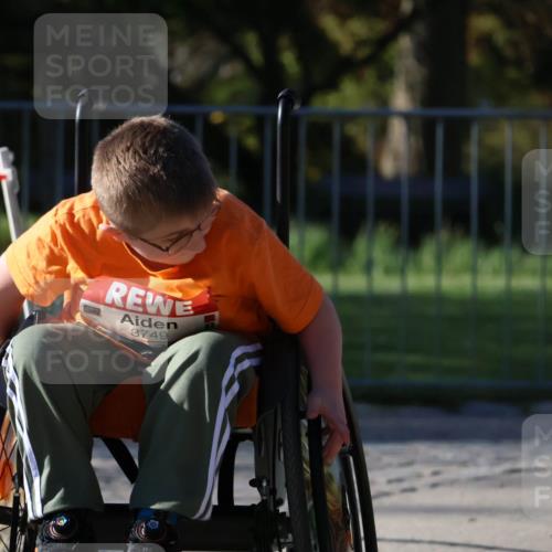 25.04.2025 - Das Zehntel Zöllner http://msf.ph/oto/7682280 26.04.2025 07:55:39 Laufen 3749 meine-sportfotos.de