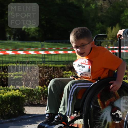 25.04.2025 - Das Zehntel Zöllner http://msf.ph/oto/7682319 26.04.2025 07:55:41 Laufen 3749 meine-sportfotos.de