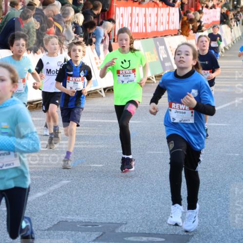 25.04.2025 - Das Zehntel Strokosch-Dieckow http://msf.ph/oto/7683885 26.04.2025 08:52:06 Ziel 1113, 1171, 1177, 1546, 1621, 1757, 1943, 2010, 2213, 2348, 2481, 2505, 2621, 2644, 2684, 2700, 2779, 2848, 2853, 2907, 2960, 2975, 3049, 3066, 3188, 3486, 3538, 3856, 3873, 3877 meine-sportfotos.de