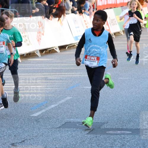 25.04.2025 - Das Zehntel Strokosch-Dieckow http://msf.ph/oto/7684582 26.04.2025 08:51:56 Ziel 1177, 1488, 1546, 1757, 1922, 1943, 2010, 2213, 2309, 2621, 2684, 2848, 2853, 2907, 2914, 2919, 2960, 3049, 3097, 3099, 3188, 3415, 3808, 3877 meine-sportfotos.de