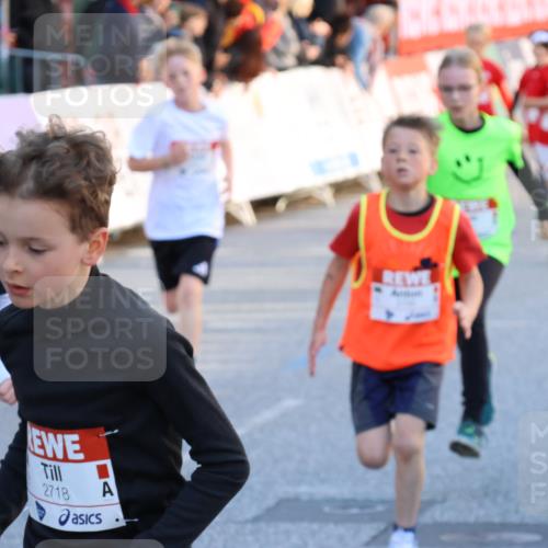 25.04.2025 - Das Zehntel Strokosch-Dieckow http://msf.ph/oto/7686232 26.04.2025 08:51:42 Ziel 1080, 1087, 1484, 1748, 1781, 1787, 1922, 2356, 2392, 2474, 2667, 2672, 2709, 2718, 2778, 2795, 2827, 2832, 3040, 3231, 3710, 3808, 3865 meine-sportfotos.de