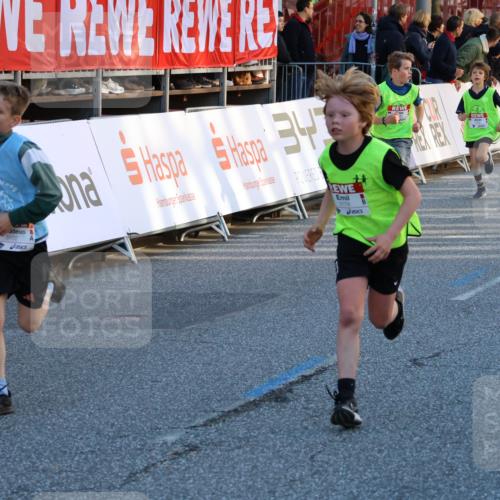 25.04.2025 - Das Zehntel Strokosch-Dieckow http://msf.ph/oto/7686978 26.04.2025 08:53:08 Ziel 1108, 1229, 1541, 1568, 2170, 2191, 2194, 2212, 2471, 2500, 2628, 3038, 3102, 3104, 3110, 3178, 3409, 3462, 3499, 3592, 3599, 3603, 3611, 3617, 3811, 3921 meine-sportfotos.de
