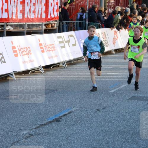 25.04.2025 - Das Zehntel Strokosch-Dieckow http://msf.ph/oto/7687132 26.04.2025 08:53:07 Ziel 1108, 1229, 1541, 1568, 2170, 2191, 2194, 2212, 2500, 2628, 3102, 3104, 3110, 3178, 3409, 3462, 3499, 3592, 3599, 3603, 3611, 3617, 3811, 3921, 3944 meine-sportfotos.de