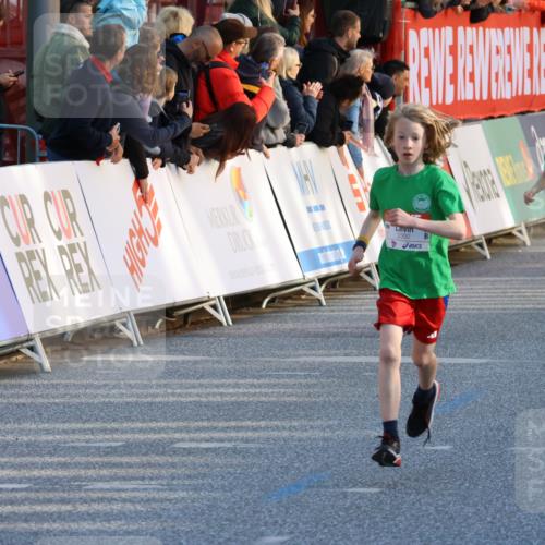 25.04.2025 - Das Zehntel Strokosch-Dieckow http://msf.ph/oto/7687622 26.04.2025 08:51:32 Ziel 1080, 1087, 1114, 1484, 1748, 2325, 2356, 2392, 2474, 2709, 2718, 2731, 2734, 2778, 2827, 2832, 3040, 3231, 3782, 3865 meine-sportfotos.de