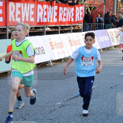 25.04.2025 - Das Zehntel Strokosch-Dieckow http://msf.ph/oto/7687841 26.04.2025 08:53:01 Ziel 1108, 1568, 1752, 1761, 2187, 2275, 2464, 2500, 3063, 3085, 3088, 3102, 3178, 3225, 3409, 3462, 3467, 3499, 3592, 3603, 3617, 3884, 3921, 3944 meine-sportfotos.de