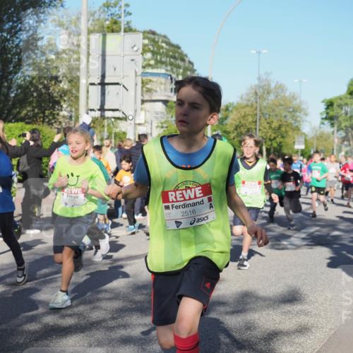 25.04.2025 - Das Zehntel KatJ http://msf.ph/oto/7688750 26.04.2025 08:35:24 Laufen 3063, 2516 meine-sportfotos.de