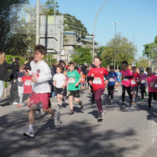 25.04.2025 - Das Zehntel KatJ http://msf.ph/oto/7688940 26.04.2025 08:35:28 Laufen 1779 meine-sportfotos.de