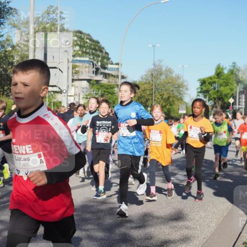 25.04.2025 - Das Zehntel KatJ http://msf.ph/oto/7689349 26.04.2025 08:35:40 Laufen 1943 meine-sportfotos.de