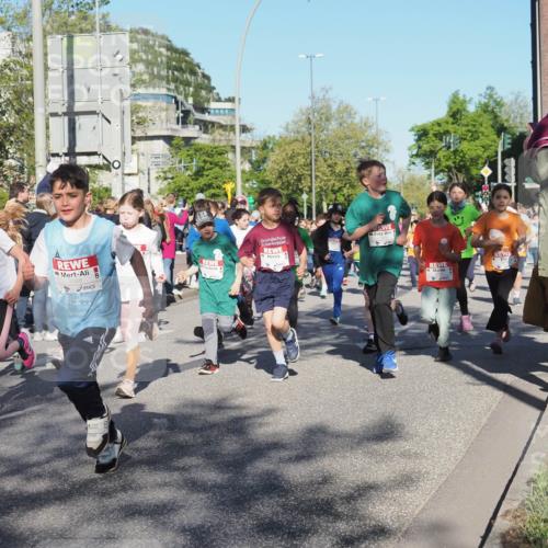 25.04.2025 - Das Zehntel KatJ http://msf.ph/oto/7690628 26.04.2025 08:36:05 Laufen 3088 meine-sportfotos.de