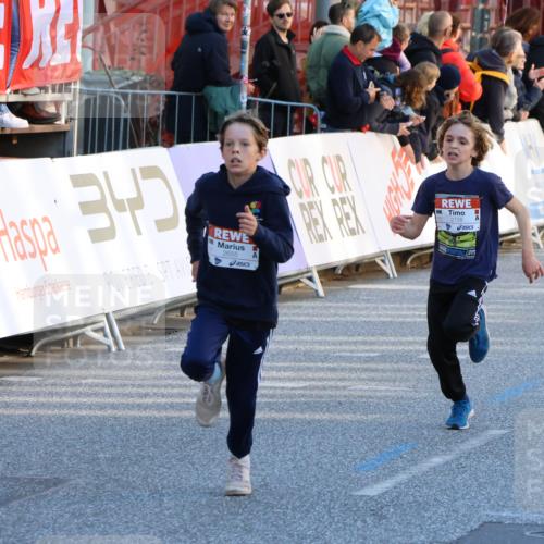 25.04.2025 - Das Zehntel Strokosch-Dieckow http://msf.ph/oto/7690893 26.04.2025 08:50:45 Ziel 1283, 2208, 2349, 2655, 2728, 2874, 3233, 3455, 3485, 3527 meine-sportfotos.de