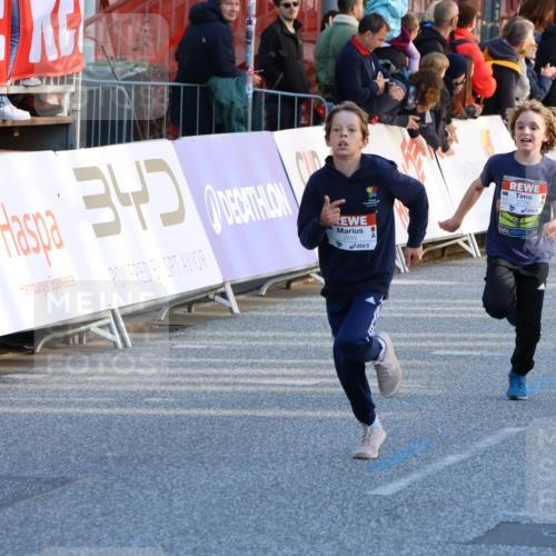 25.04.2025 - Das Zehntel Strokosch-Dieckow http://msf.ph/oto/7690929 26.04.2025 08:50:45 Ziel 1283, 2208, 2349, 2655, 2728, 2874, 3233, 3455, 3485, 3527 meine-sportfotos.de