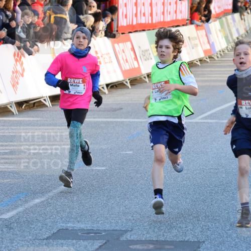 25.04.2025 - Das Zehntel Strokosch-Dieckow http://msf.ph/oto/7691117 26.04.2025 08:50:38 Ziel 1549, 2208, 2363, 2637, 2655, 2728, 2739, 3455, 3485 meine-sportfotos.de