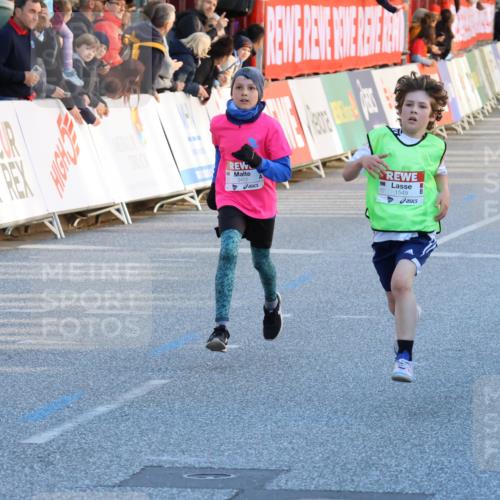 25.04.2025 - Das Zehntel Strokosch-Dieckow http://msf.ph/oto/7691157 26.04.2025 08:50:37 Ziel 1549, 1750, 2363, 2637, 2655, 2728, 2739, 3455 meine-sportfotos.de