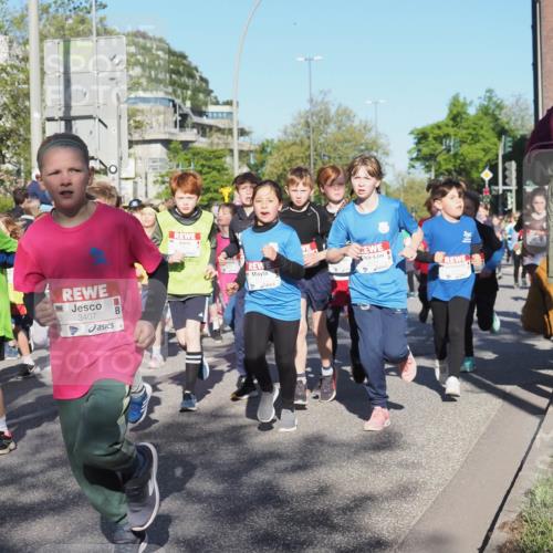 25.04.2025 - Das Zehntel KatJ http://msf.ph/oto/7691583 26.04.2025 08:36:14 Laufen 3047, 3407 meine-sportfotos.de