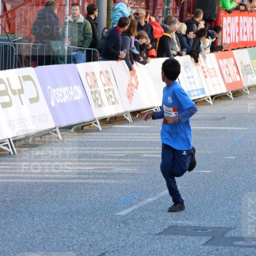 25.04.2025 - Das Zehntel Strokosch-Dieckow http://msf.ph/oto/7691627 26.04.2025 08:50:26 Ziel 1131, 1750, 2014, 2363, 2637, 2739 meine-sportfotos.de