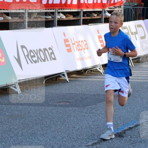 25.04.2025 - Das Zehntel Strokosch-Dieckow http://msf.ph/oto/7691753 26.04.2025 08:50:20 Ziel 1107, 1131, 2014, 3539 meine-sportfotos.de