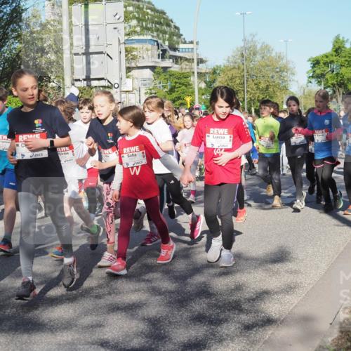 25.04.2025 - Das Zehntel KatJ http://msf.ph/oto/7692039 26.04.2025 08:36:23 Laufen 2105, 1917 meine-sportfotos.de