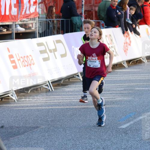 25.04.2025 - Das Zehntel Strokosch-Dieckow http://msf.ph/oto/7692975 26.04.2025 08:49:49 Ziel 1945, 2018, 2021, 2377, 2513, 2696, 3488 meine-sportfotos.de