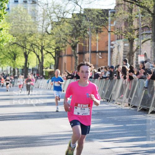 25.04.2025 - Das Zehntel MichiJ http://msf.ph/oto/7693199 26.04.2025 08:47:25 Laufen 3539, 3540 meine-sportfotos.de