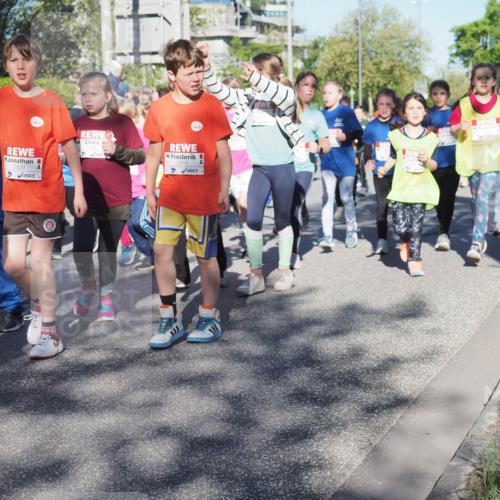 25.04.2025 - Das Zehntel KatJ http://msf.ph/oto/7693213 26.04.2025 08:36:44 Laufen 3809, 3819 meine-sportfotos.de