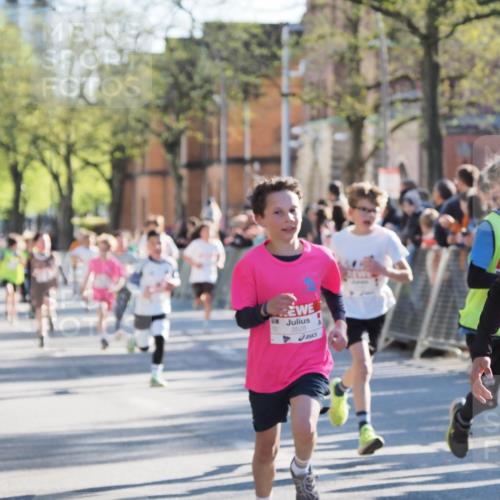 25.04.2025 - Das Zehntel MichiJ http://msf.ph/oto/7694028 26.04.2025 08:48:09 Laufen 3528 meine-sportfotos.de