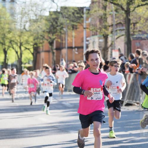 25.04.2025 - Das Zehntel MichiJ http://msf.ph/oto/7694039 26.04.2025 08:48:09 Laufen 3528, 2517 meine-sportfotos.de