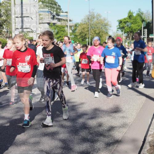 25.04.2025 - Das Zehntel KatJ http://msf.ph/oto/7694079 26.04.2025 08:37:00 Laufen 994, 3868 meine-sportfotos.de