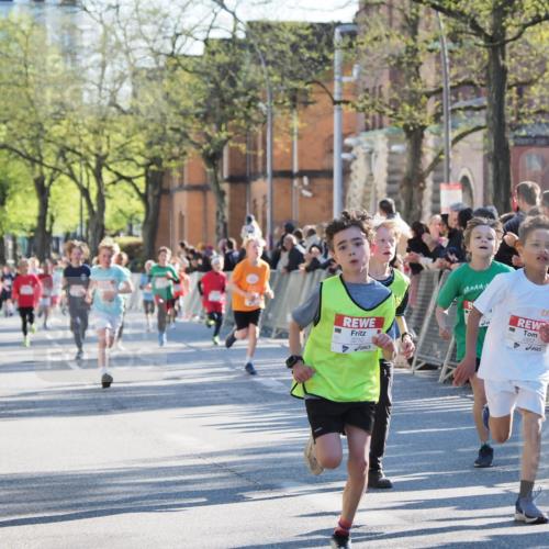 25.04.2025 - Das Zehntel MichiJ http://msf.ph/oto/7694313 26.04.2025 08:48:17 Laufen 3210, 2852 meine-sportfotos.de