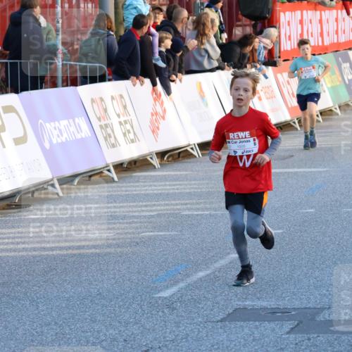 25.04.2025 - Das Zehntel Strokosch-Dieckow http://msf.ph/oto/7694424 26.04.2025 08:48:59 Ziel 1926, 2961, 2990, 3823 meine-sportfotos.de