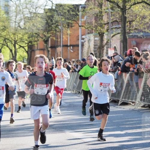 25.04.2025 - Das Zehntel MichiJ http://msf.ph/oto/7694642 26.04.2025 08:48:32 Laufen 2325, 2321, 2840, 2392 meine-sportfotos.de