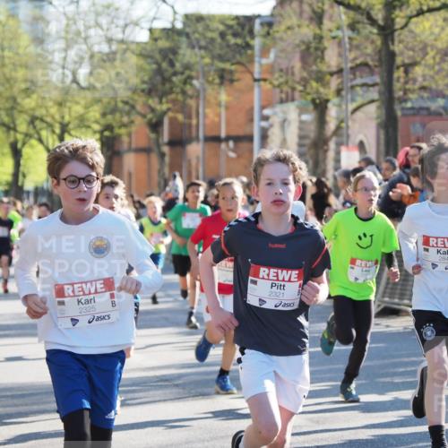 25.04.2025 - Das Zehntel MichiJ http://msf.ph/oto/7694666 26.04.2025 08:48:33 Laufen 2325, 2321, 2840 meine-sportfotos.de